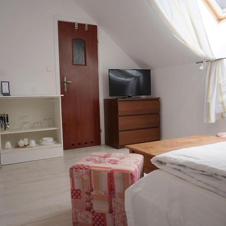 Iwona Pokoje Apartamenty Карвиа Екстериор снимка