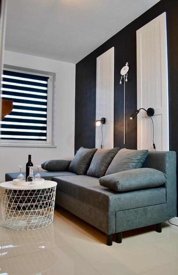 Iwona Pokoje Apartamenty Карвиа Екстериор снимка