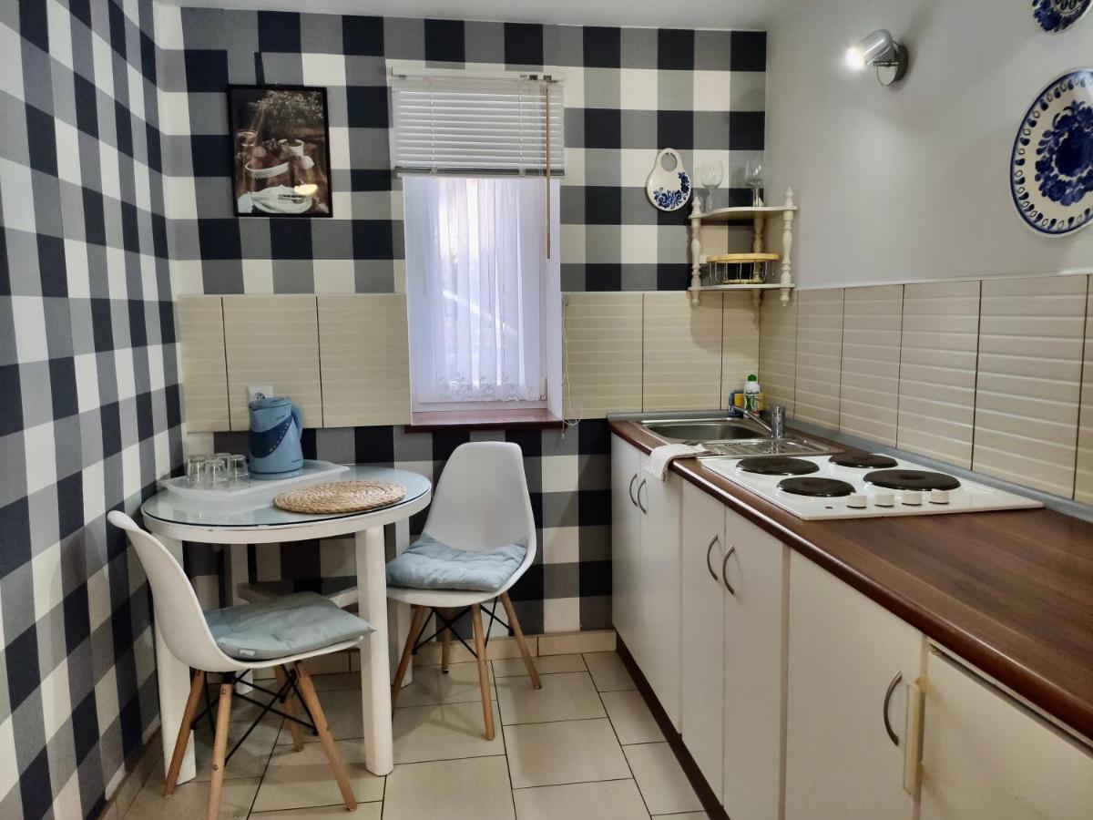 Iwona Pokoje Apartamenty Карвиа Екстериор снимка