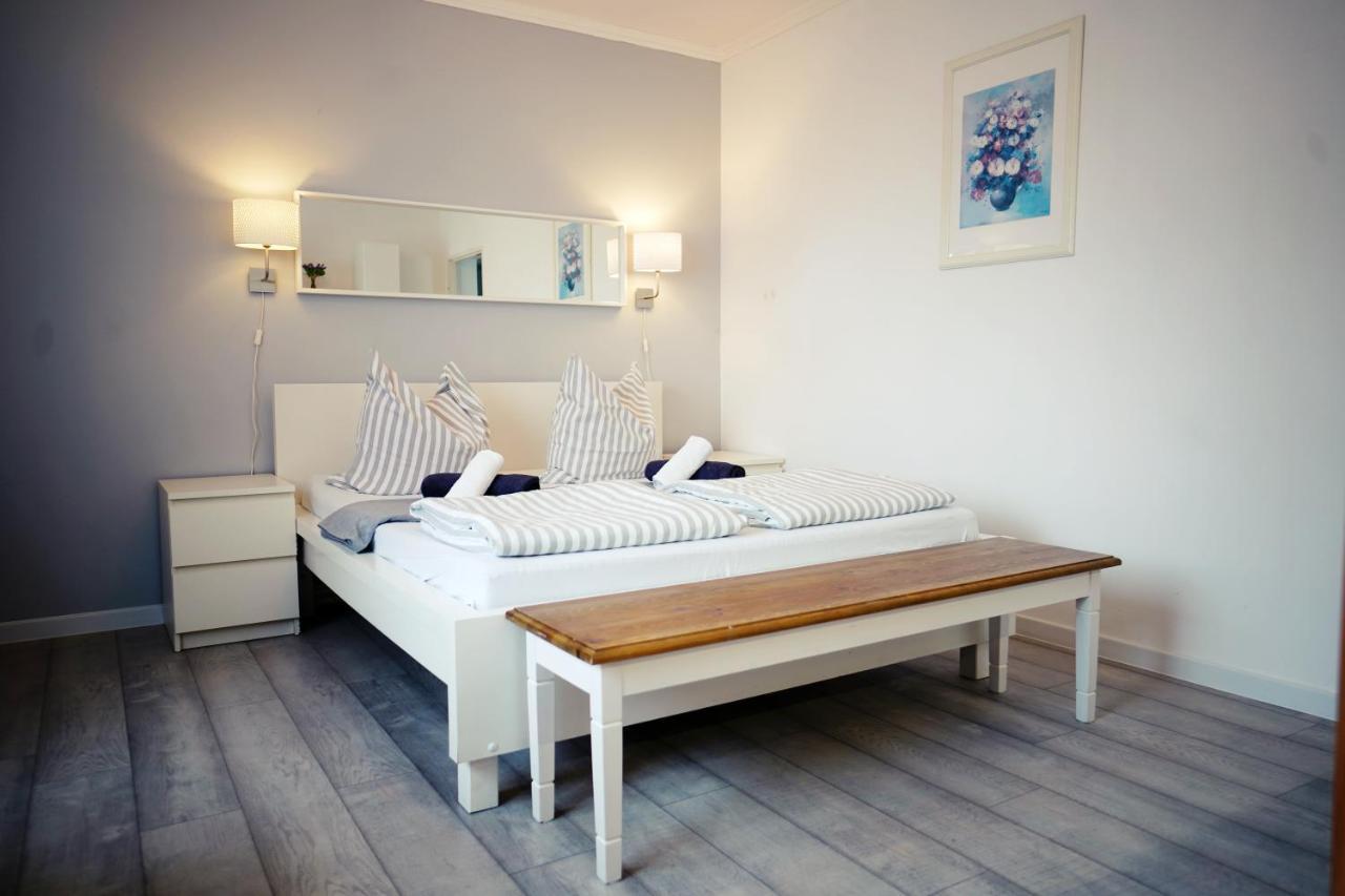 Iwona Pokoje Apartamenty Карвиа Екстериор снимка