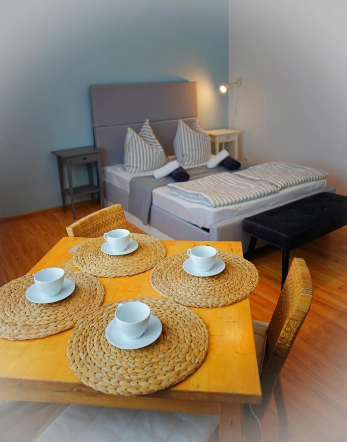 Iwona Pokoje Apartamenty Карвиа Екстериор снимка