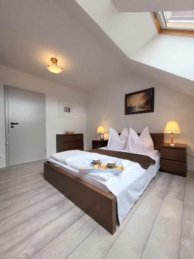 Iwona Pokoje Apartamenty Карвиа Екстериор снимка